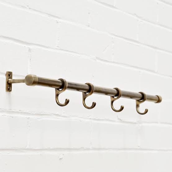 Wardrobe & Bed Fittings Item 18